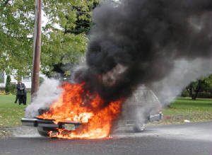 car_fire_10-26-02_08.jpg